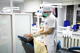 Photo: Examen dentaire par le dentiste