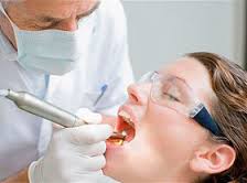 Photo: implantation laser