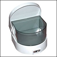 Photo: Bain à ultrasons pour nettoyer les prothèses dentaires