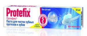 pâte de nettoyage pour prothèses dentaires