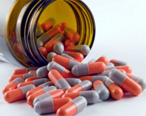 Photo: L'utilisation d'antibiotiques après l'implantation